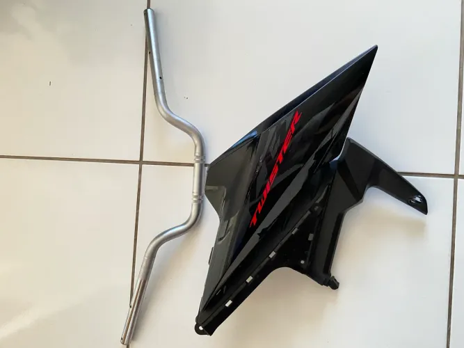 Guidão de CB 300