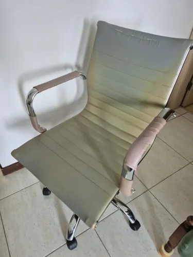 Cadeira giratória Escritório