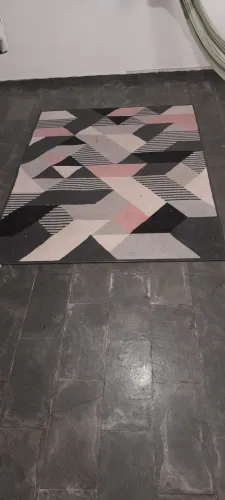 TAPETE RENAISSANCE MED. 1,34M. X 1,88M. EM BOM ESTADO