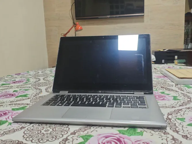 Dell P57G dois em um 