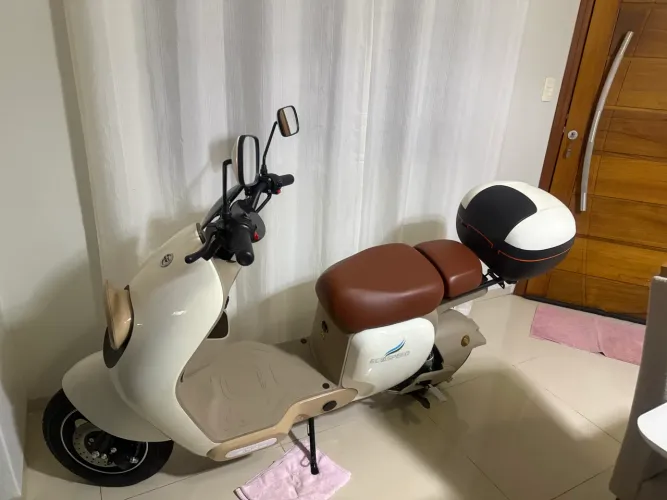VENDO MOTO ELÉTRICA 
