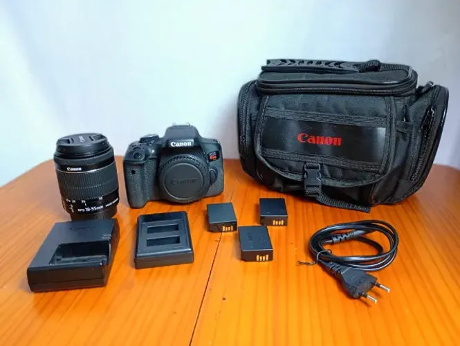 CÂMERA CANON T6I