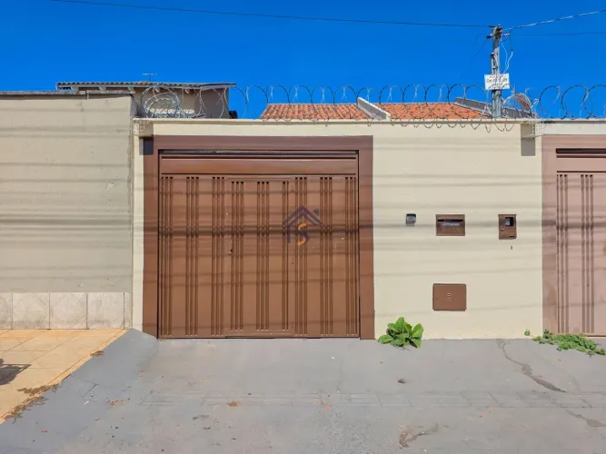 Casa com 2 quartos à venda no Jardim Alphaville