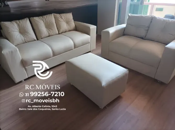 Sofá Courino 3 e 2 Lugares com Puff D33 Promoção