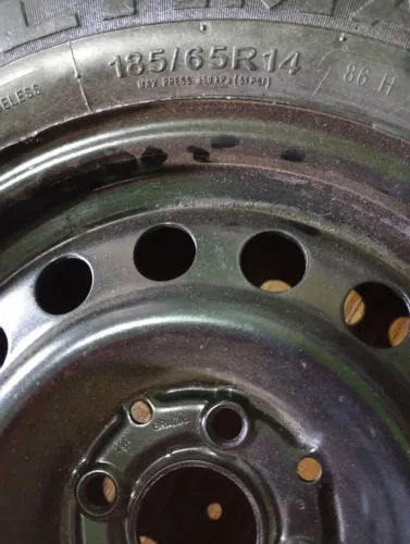 Estepe com roda de ferro 