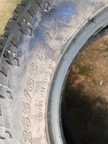 Pneu aro 17 pickup