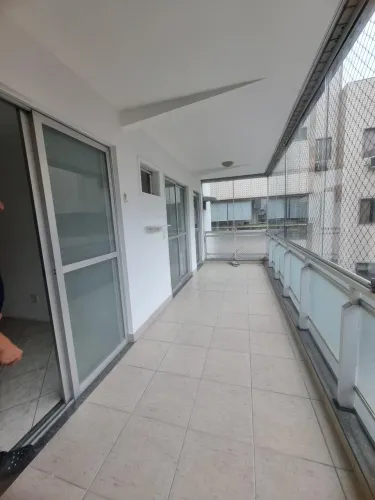 Recreio Gleba A, Apto 2 qts, q vaga colado Barra World