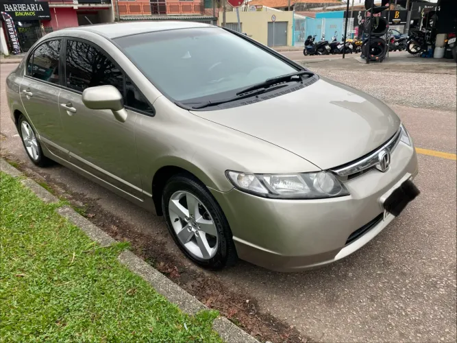 Honda Civic Sedan LXS 1.8/1.8 Flex 16V Mec. 4P 2007