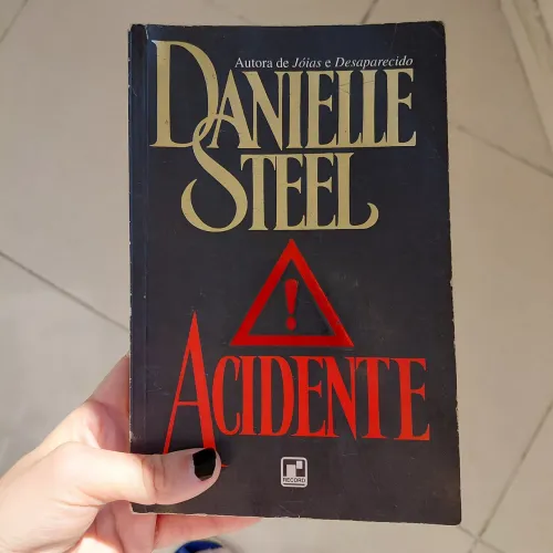 Livro Acidente Danielle Steel Desapego