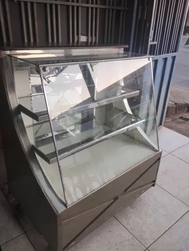 Vende se vitrine seca 