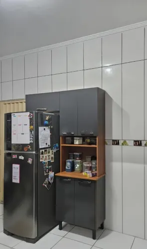 Cozinha Modulada Itatiaia Vegas grafite e madeira