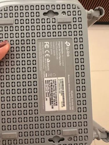Roteador TP-Link Wi-Fi (Usado) com 4 Antenas - Ótimo Estado