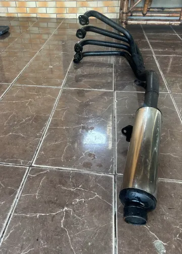 Escape CBX 750 4x1