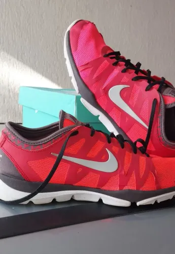 Tênis Nike Flex Supreme TR3 ORIGINAL NÚMERO 40