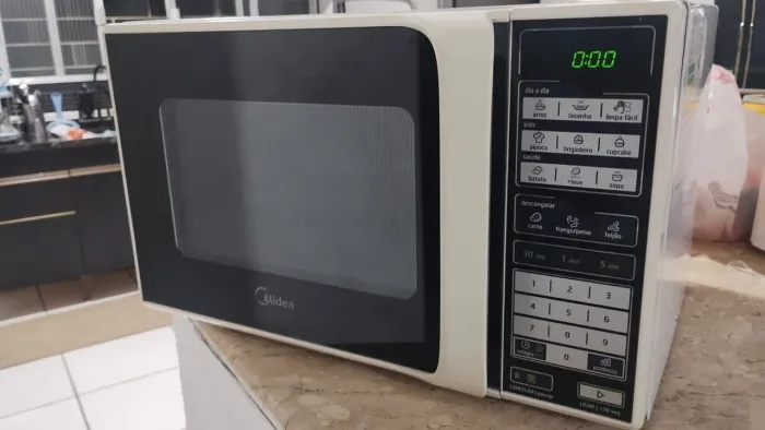 Microondas Midea 31L 110v