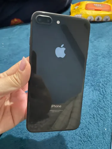 Vendo iPhone 8 Plus