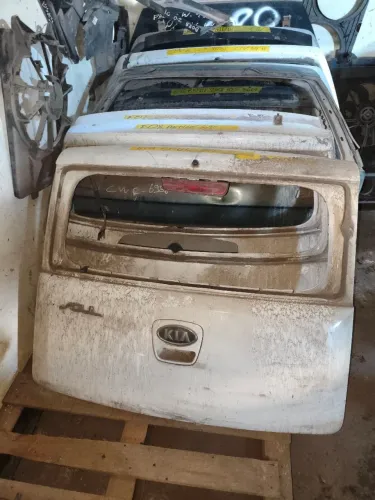 VENDO TAMPA DA MALA KIA SOUL 2012