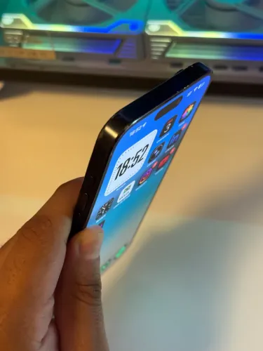 iPhone 15 pro Max + Caixa ( Necessita trocar tampa traseira)