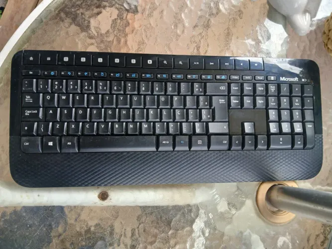 TECLADO SEM FIO - 100% leia a descrição