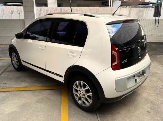 Volkswagen Up! Cross 1.0 TSI Total Flex 12V 5P 2017