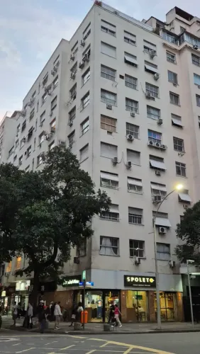 Ponto comercial/Loja/Box para venda tem 88 metros quadrados