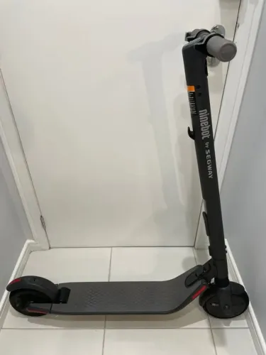 Patinete Elétrico Segway Ninebot ES2