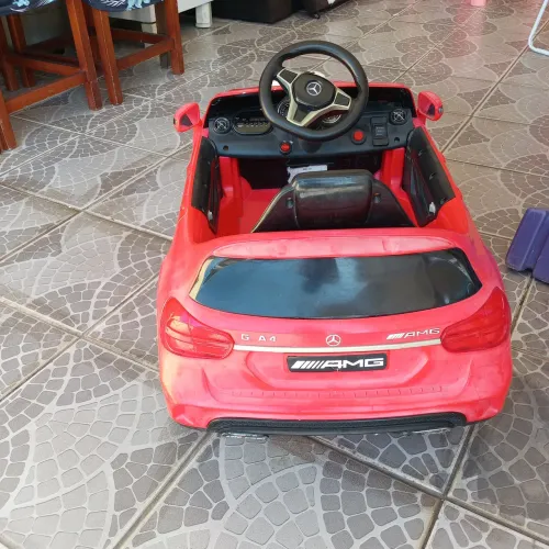 Carro AMG elétrico infantil