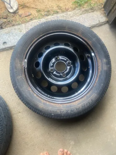 Aro 15 para carro da Ford