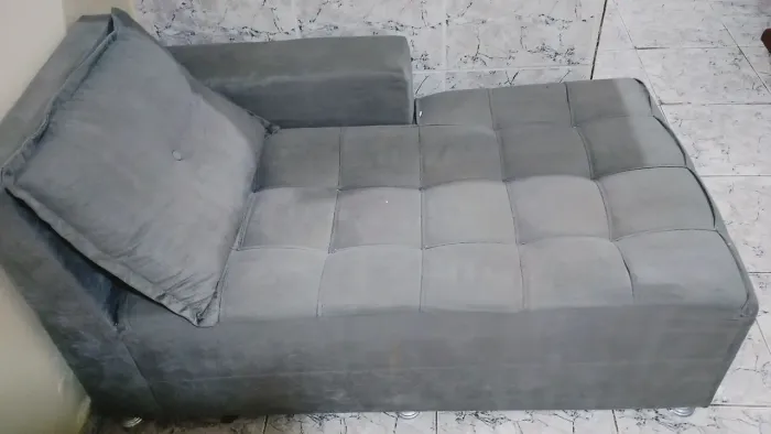 Sofá em L e poltrona