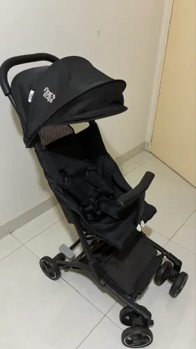 Carrinho de bebê dobrável