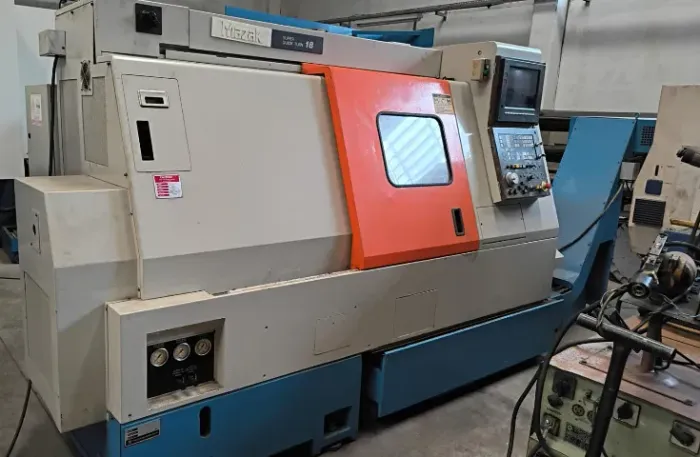 Torno CNC Mazak SQT 18