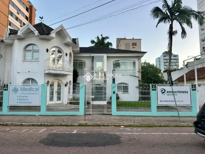 Casa Comercial Com Elevador e 15 Vagas - Centro/Canoas
