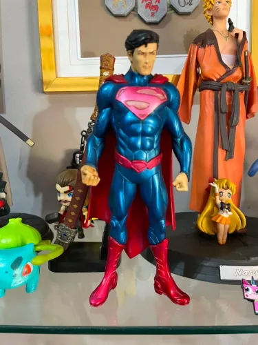 Action figure colecionável - super man.