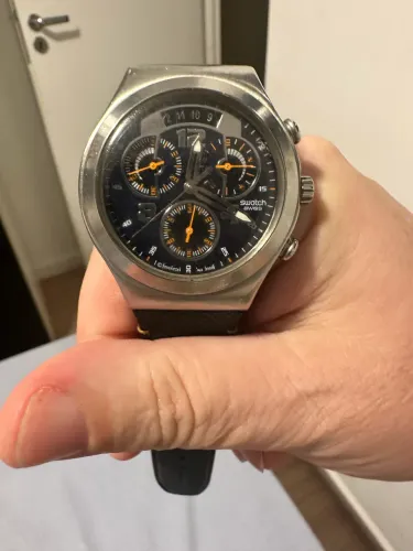 Swatch Irony Chrono box ycs516g - preço abaixo de mercado, único dono
