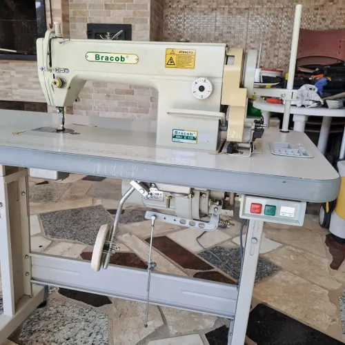 Máquina de costura industrial bracob