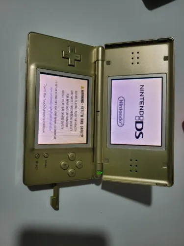 Nintendo DS Lite Edição Especial Zelda (Triforce)