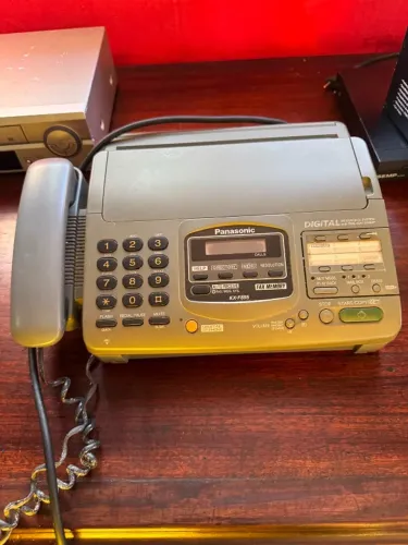  Fax Panasonic KX-F895 Digital com Secretária Eletrônica