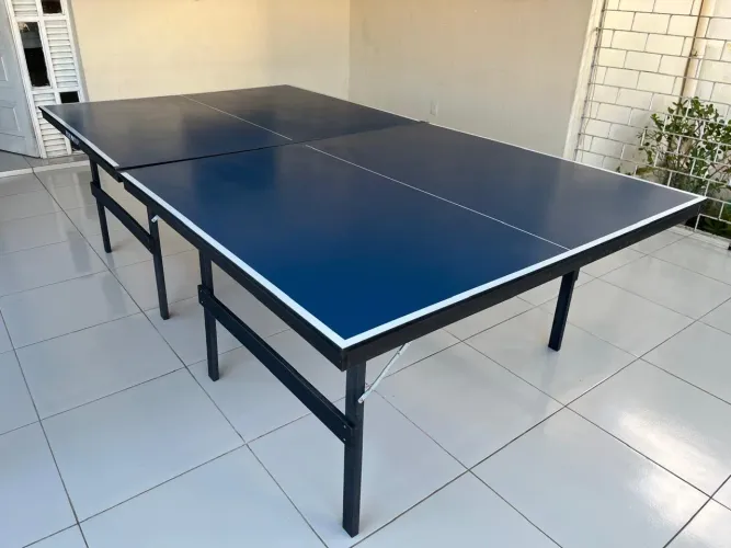 Mesa de tênis de mesa / ping pong oficial com capa impermeável 