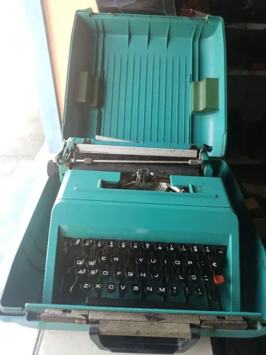 Máquina de escrever 