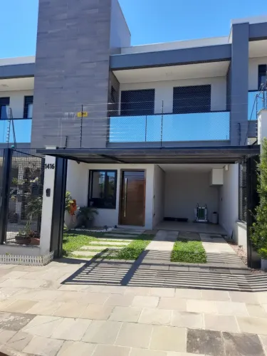 Sobrado a venda em Caxias do Sul, bairro Nossa Senhora da Saúde