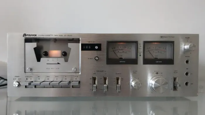 Tape deck cassette Polyvox CP750D (revisado)