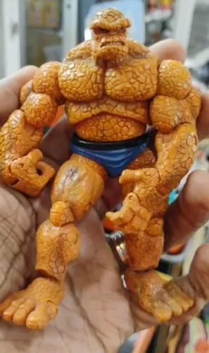 Miniaturas coisa e Hulk 11 cm 