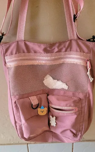 Bolsa universitária média capacidade rosa