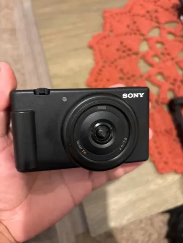 Sony ZV1F