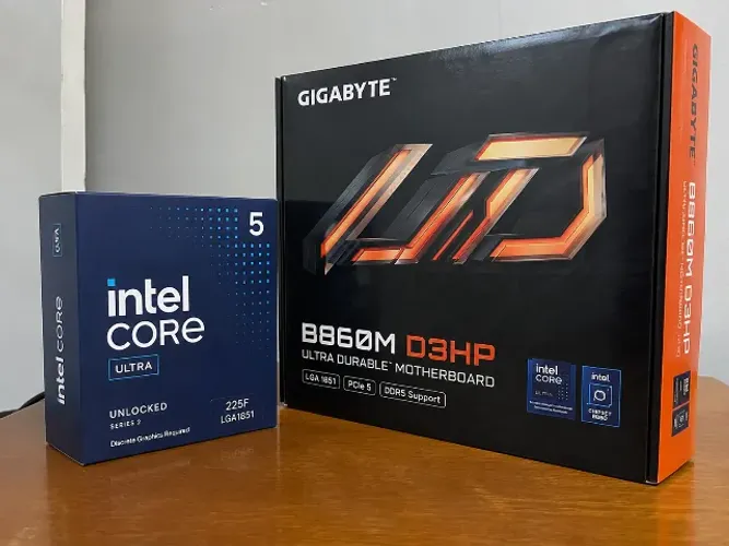 Kit Core Ultra 5 225F + B860M Gigabyte (novo c/ garantia)
