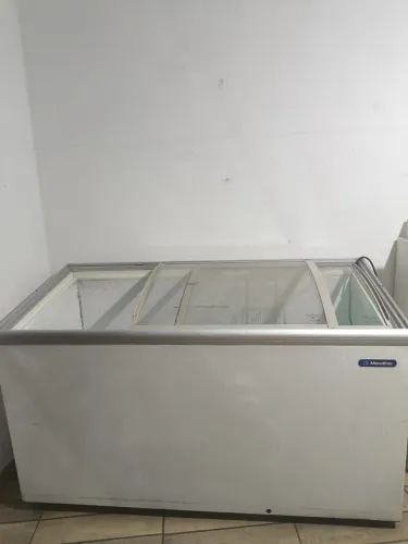 Freezer da metalfrio