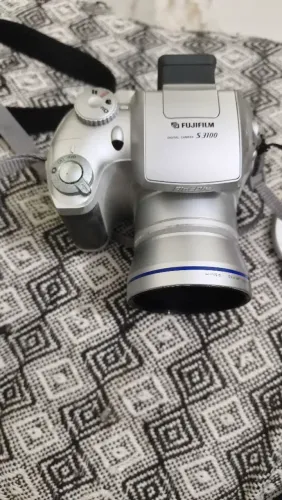 Fujifilm Finepix S3100