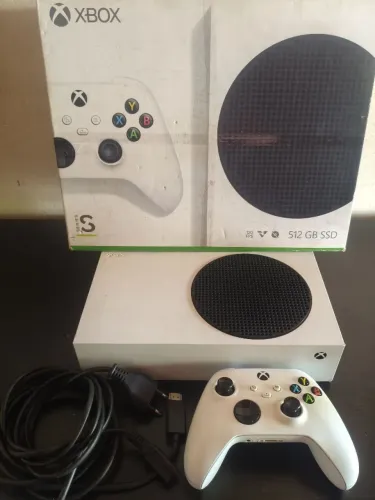 Xbox Séries S - Vendo ou troco