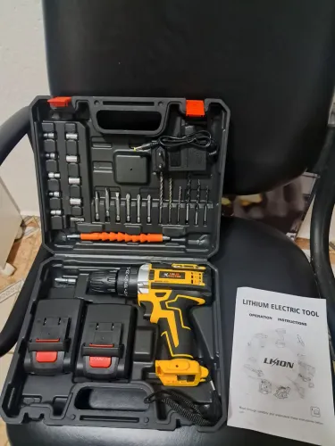 ? Parafusadeira/Furadeira a Bateria 21V - Kit Completo