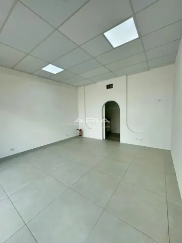 Sala comercial disponível para locação na região Central de Londrina